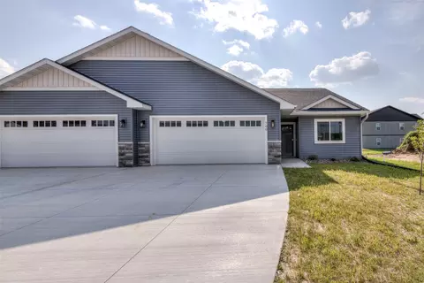700 Sequoia Dr, Altoona, WI 54720