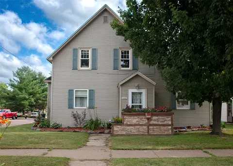 13401 Thomas St, Osseo, WI 54758