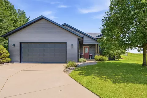 403 Brookshire Ct, Altoona, WI 54720