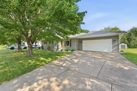 2624 Vine St, Eau Claire, WI 54703