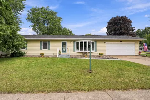 1470 Cummings Ave, Eau Claire, WI 54701