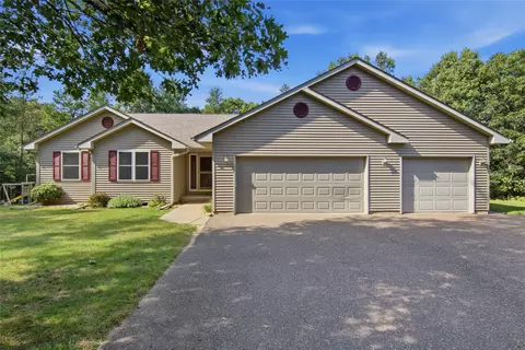 6200 Joanne Ln, Altoona, WI 54720