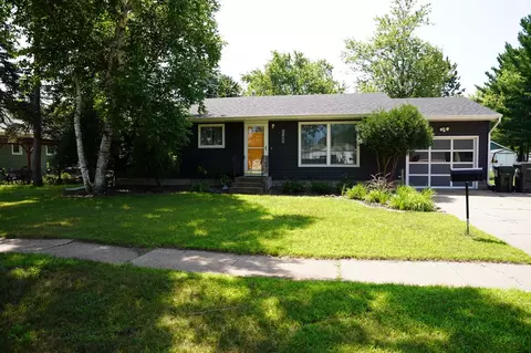 2411 Lynn Ave, Altoona, WI 54720