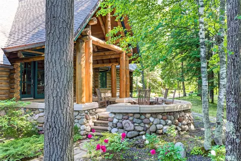 Exterior - 49945 N Lake Owen Dr, Cable, WI 54821 photo 4 of 12