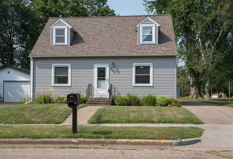 502 W Hudson St, Mondovi, WI 54755