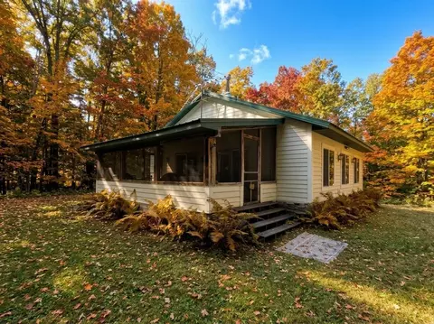 2773 28 12 St, Birchwood, WI 54817