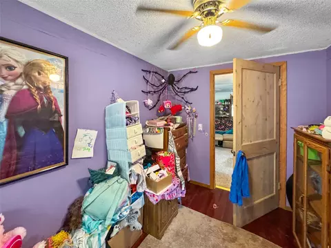 Bedroom - 709 N Oak St, Withee, WI 54498 photo 3 of 5