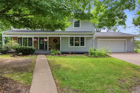 2319 Hillside Rd, Altoona, WI 54720