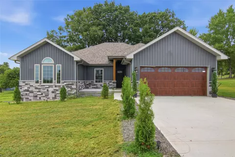 1020 Spruce St, Black River Falls, WI 54615