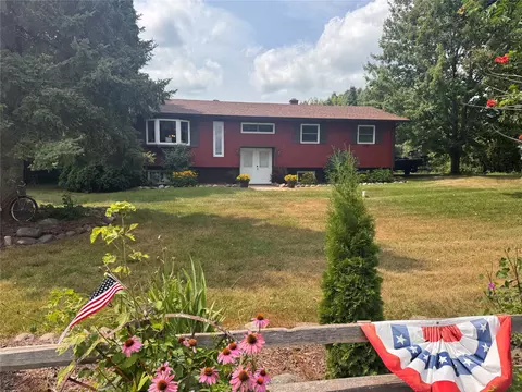 1898 21 12 St, Rice Lake, WI 54868
