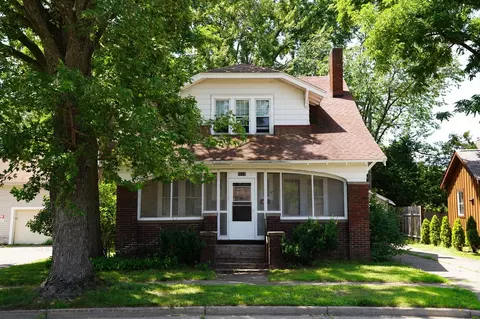 1112 S Barstow St, Eau Claire, WI 54701