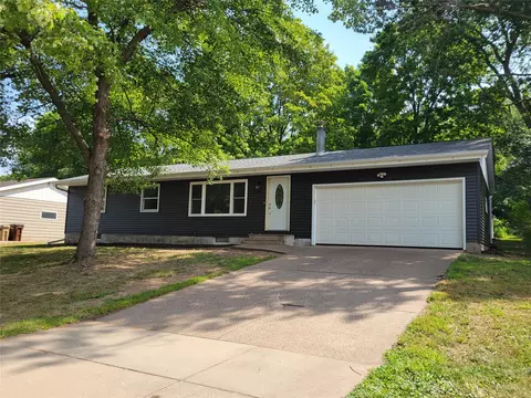 3315 Darryl Ln, Eau Claire, WI 54703