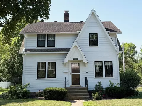 539 W Grand Ave, Eau Claire, WI 54703