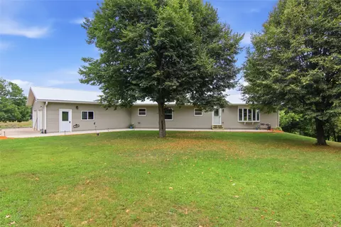 10798 N Giese Rd, Alma Center, WI 54611