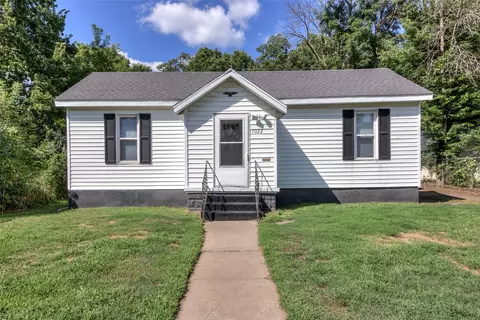 1022 E Madison St, Eau Claire, WI 54703