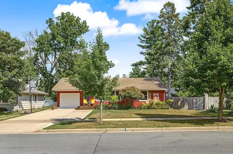 2313 14th St, Eau Claire, WI 54703