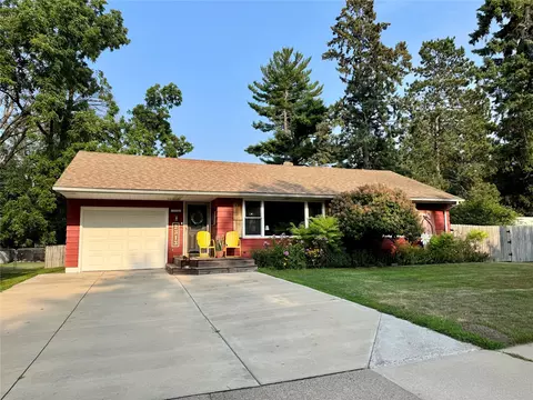 2313 14th St, Eau Claire, WI 54703
