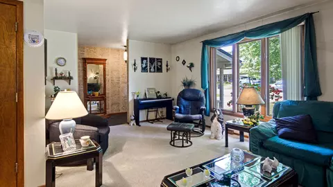 Living - 26231 W 1st Ave, Eleva, WI 54738 photo 2 of 5