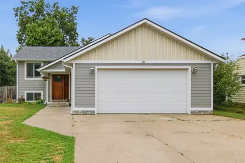 408 5th St W, Altoona, WI 54720
