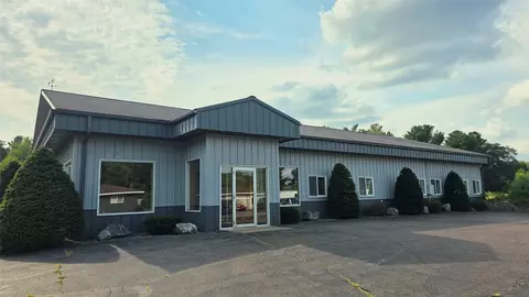 1210 Mansfield St, Chippewa Falls, WI 54729