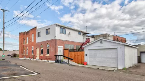 110 W 2nd St N #1-2, Ladysmith, WI 54848