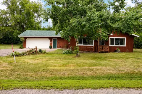 4499 County Highway P, Chippewa Falls, WI 54729