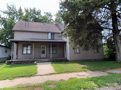 107 N Main St, Cochrane, WI 54622