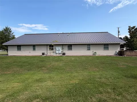 Exterior - 517 3rd St #1-2, Withee, WI 54498 photo 6 of 7