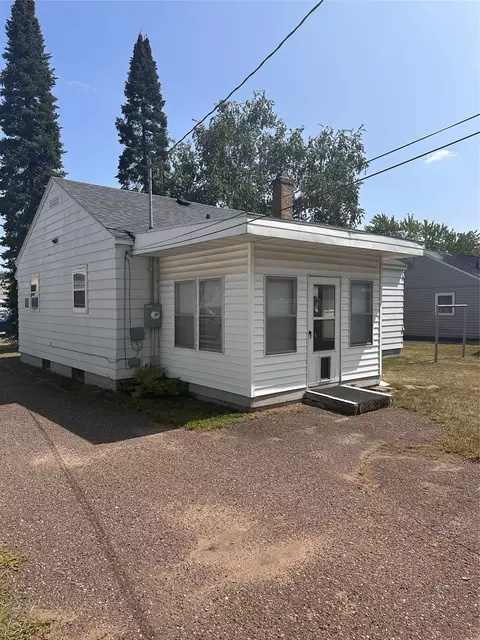1518 Starr Ave, Eau Claire, WI 54703