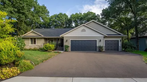 2111 High Point Dr, Altoona, WI 54720