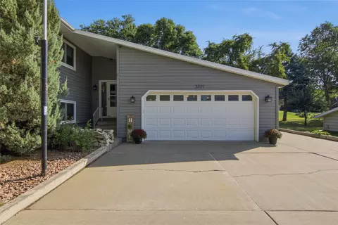 3721 Maywood Dr, Eau Claire, WI 54703