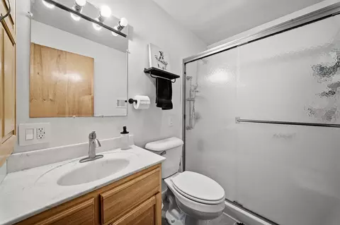 Bath - 329 E 4th Ave, Stanley, WI 54768 photo 1 of 2