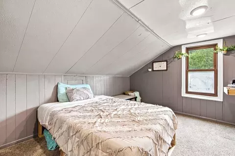 Bedroom - s11940 Lowes Creek Road, Eleva, WI 54738 photo 4 of 9