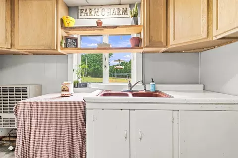 Kitchen - s11940 Lowes Creek Road, Eleva, WI 54738 photo 3 of 5