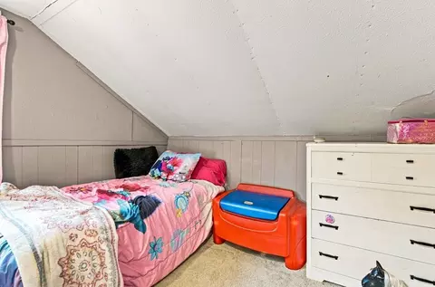 Bedroom - s11940 Lowes Creek Road, Eleva, WI 54738 photo 6 of 9