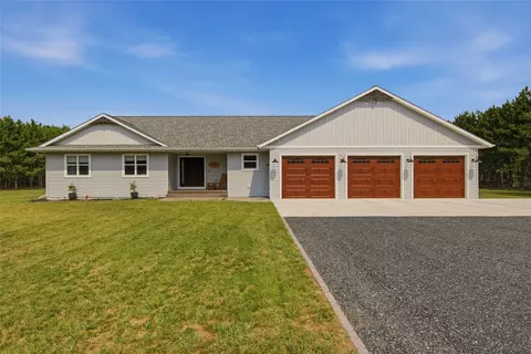 11140 40th Ave, Chippewa Falls, WI 54729