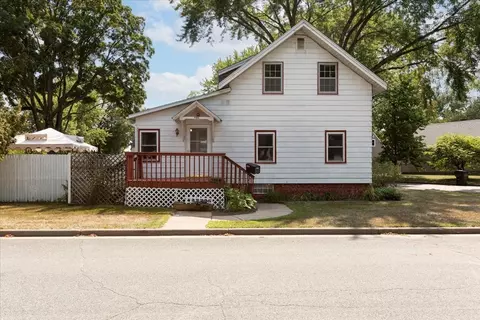855 Stout St NE, Menomonie, WI 54751