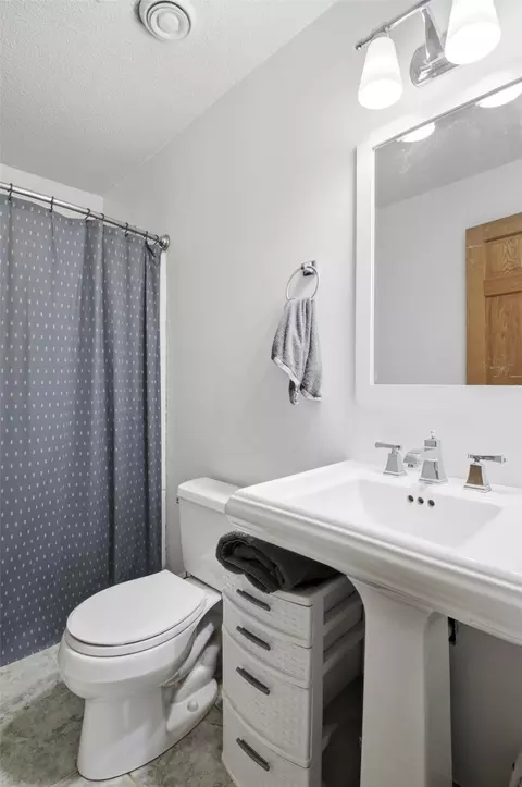 Bath - 324 Birch St, Baldwin, WI 54002 photo 3 of 3