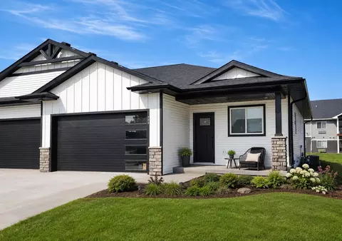 722 Sequoia Dr, Altoona, WI 54720