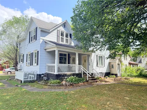 573 N Dewey St #1&2, Eau Claire, WI 54703