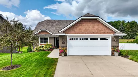 2168 Saint Andrews Dr, Altoona, WI 54720
