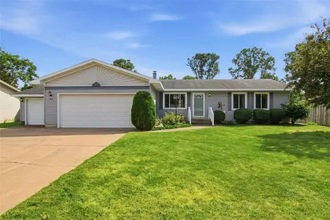 1815 Frisbie Ln, Eau Claire, WI 54703