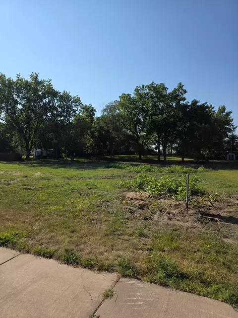 15 15th St, Osseo, WI 54758