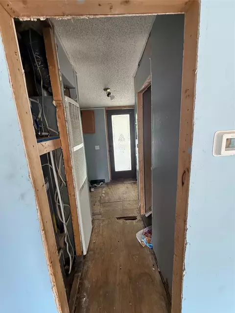 Entry Way - w5366 794th Avenue, Spring Valley, WI 54767 photo 1 of 1
