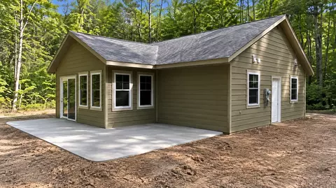 6040 Robin Ln # N, Stone Lake, WI 54876