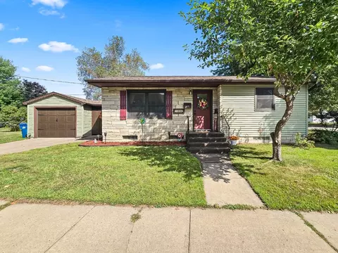 109 N Wisconsin Ave, Rice Lake, WI 54868