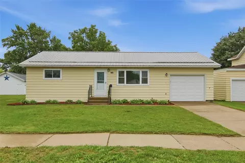 1630 19th Ave, Bloomer, WI 54724