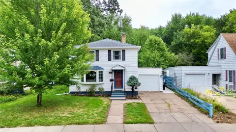 612 Putnam Dr, Eau Claire, WI 54701