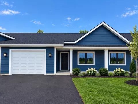 2275 Lake Rd, Altoona, WI 54720
