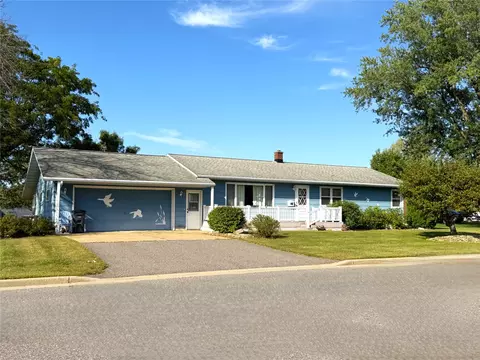 331 4th St, Taylor, WI 54659